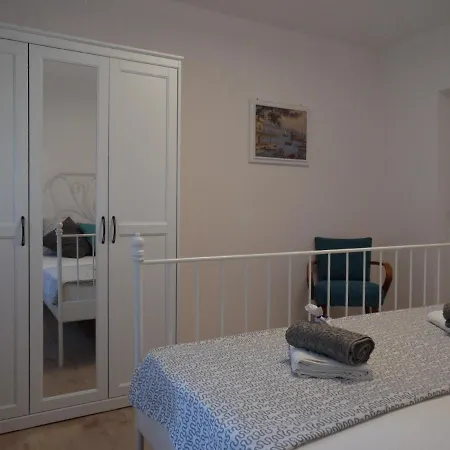 Appartement Lena *