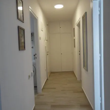 Lena Apartment *